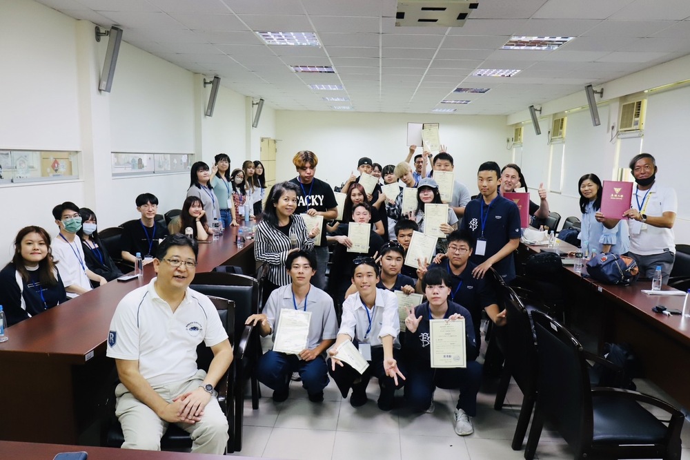 日本多摩大學來訪林冠汝老師進行演講及交流圖片