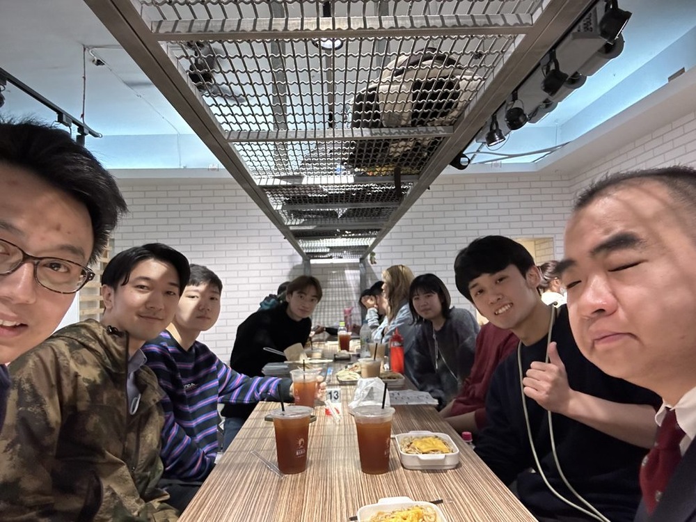 3月31日薪瀉經營大學教授來本系訪問洽談國際學術交流事宜圖片