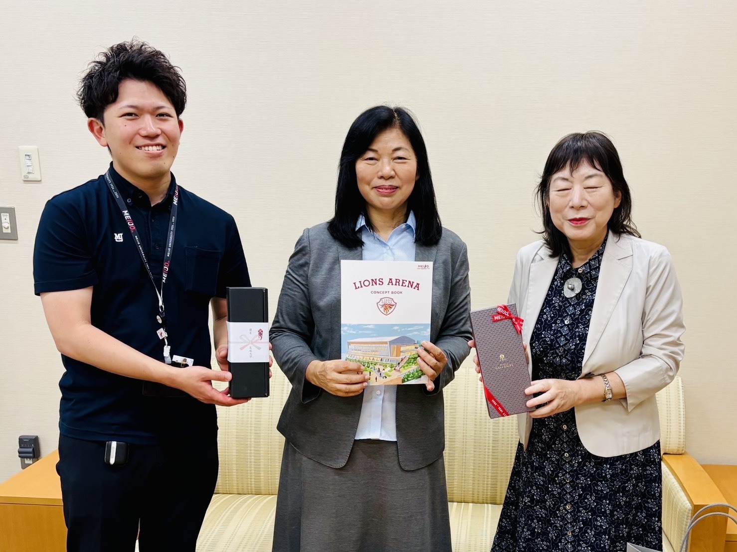 林冠汝主任再赴姐妹校名城大學進行兩場演講圖片