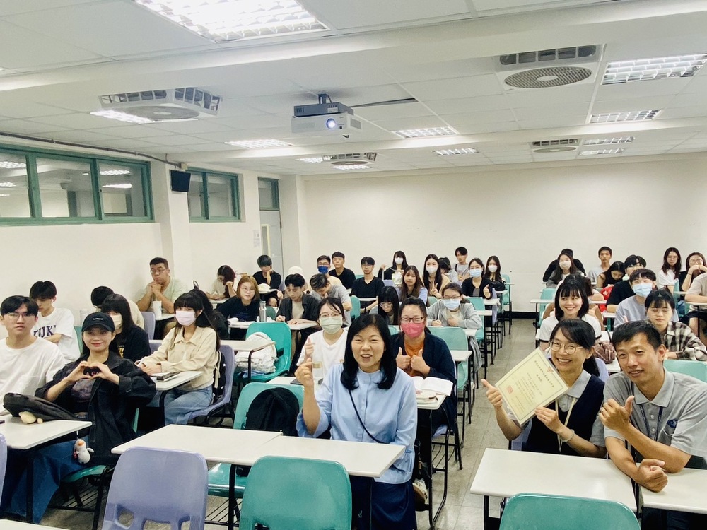 大愛電視台楊景卉企劃分享日本及土耳其地震賑災情形圖片