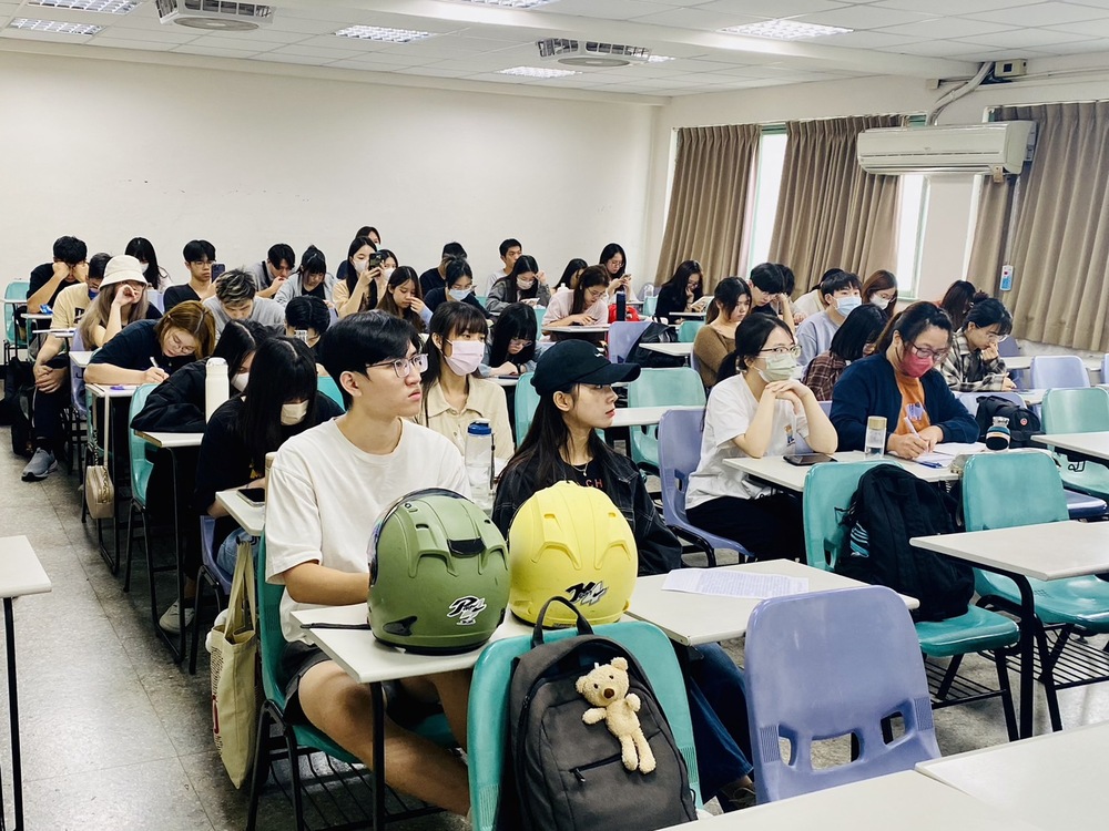 大愛電視台楊景卉企劃分享日本及土耳其地震賑災情形圖片