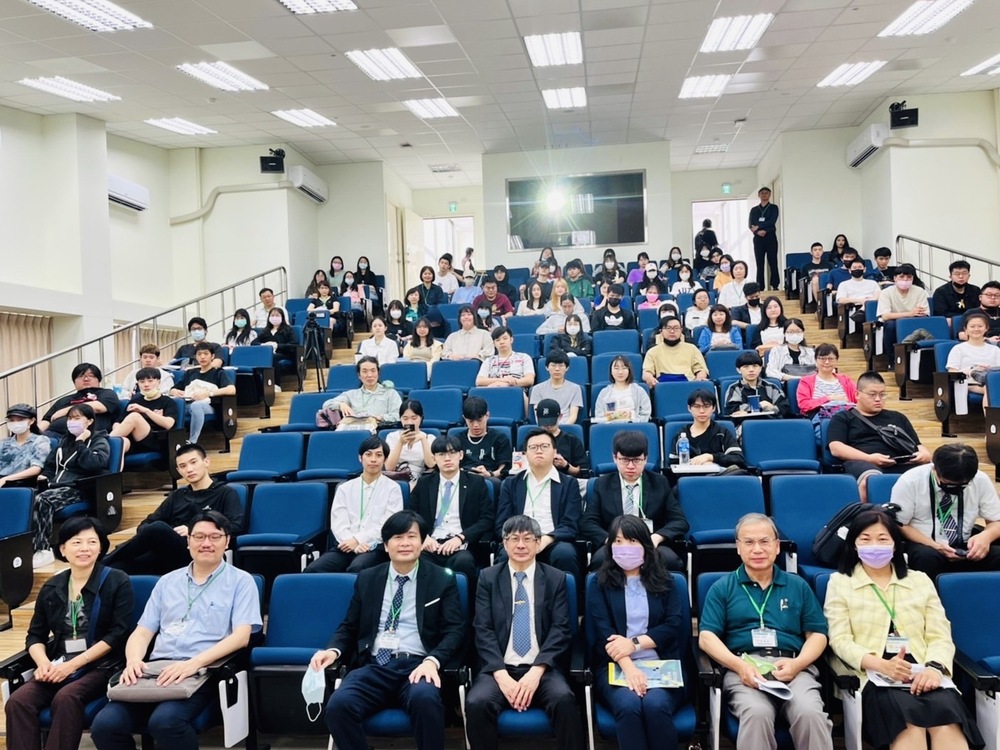 20230年5月5日財經學院研討會邀請西村訓弘教授線上演講圖片