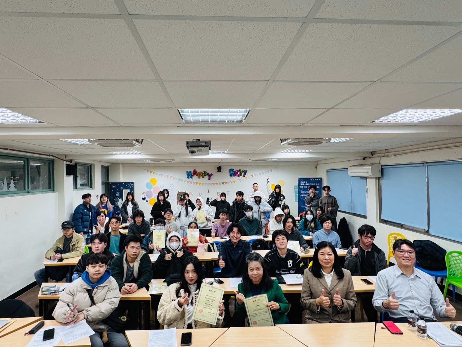 林冠汝老師第七年的歐亞國際講座今年有13位優秀同學獲獎圖片