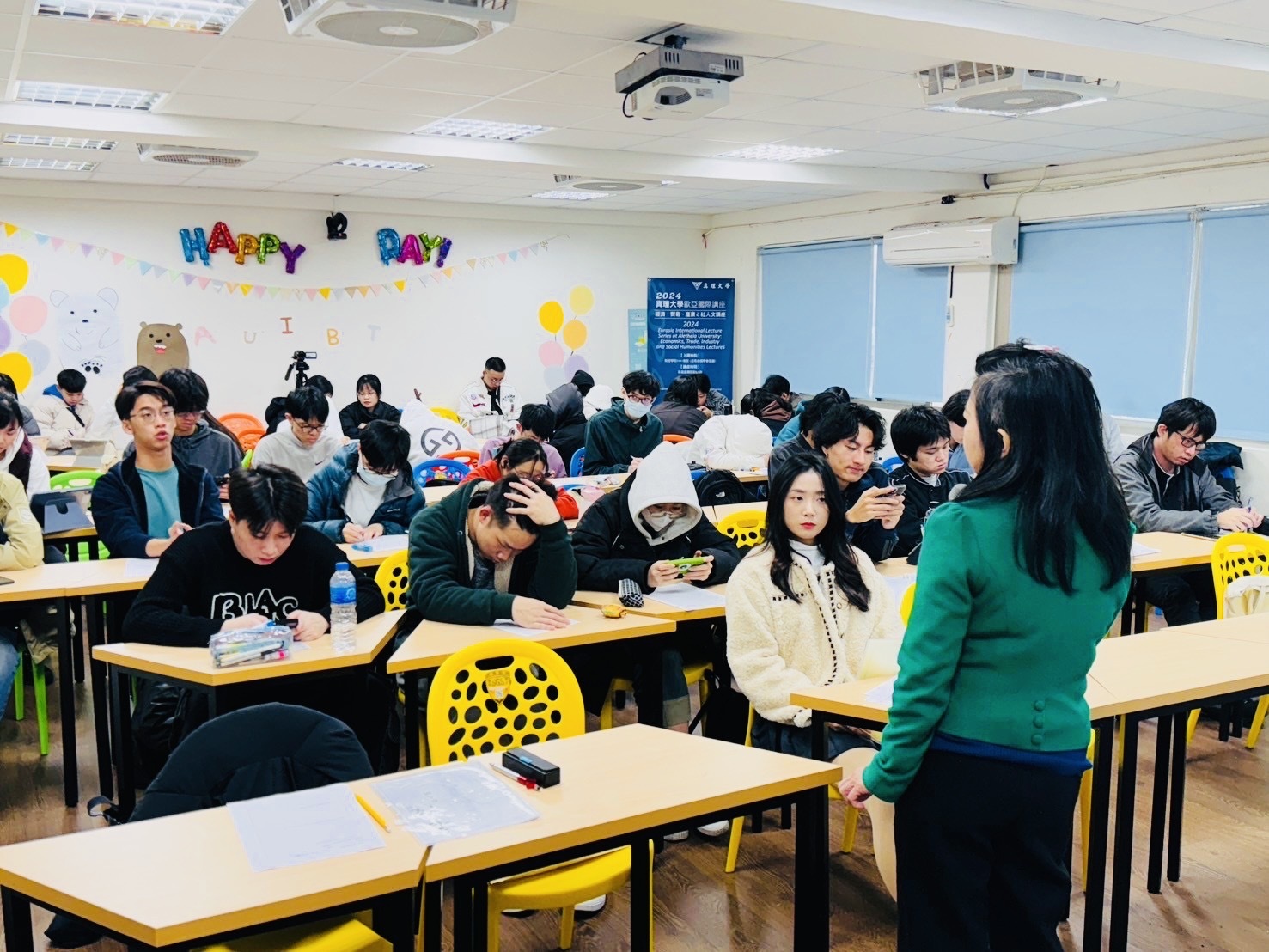 林冠汝老師第七年的歐亞國際講座今年有13位優秀同學獲獎圖片
