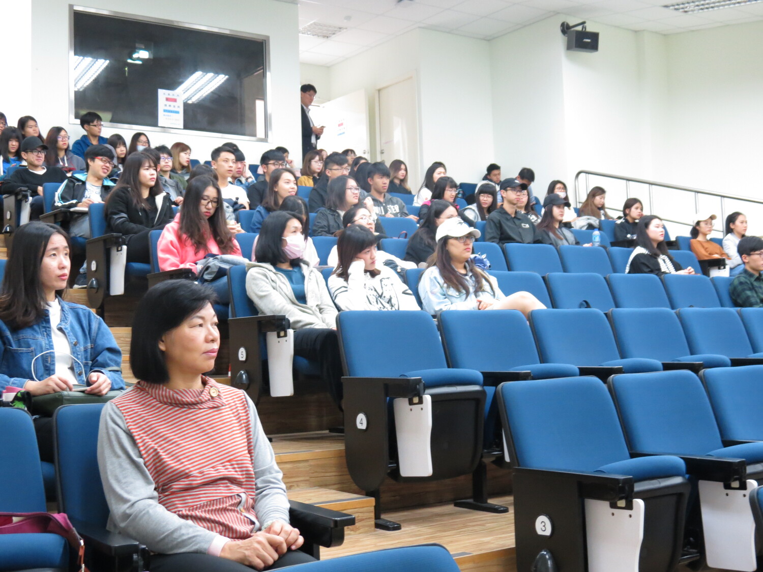 優秀系友校慶返校活動圖片
