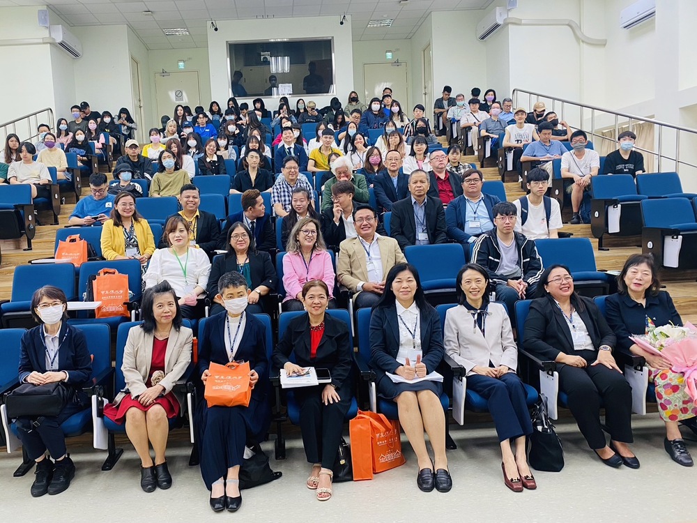 真理大學國際企業與貿易學系完成「第15屆台菲日跨領域國際學術研討會」圖片