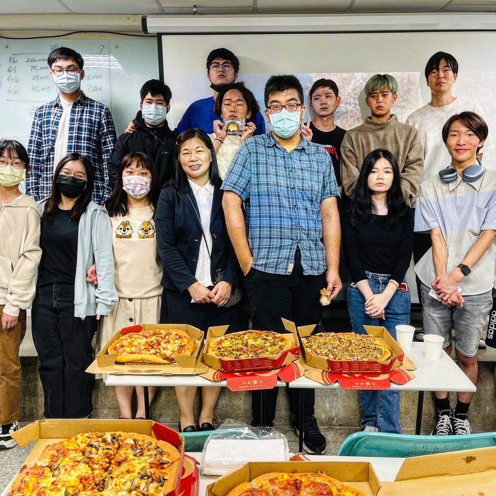 本系「國際交流與日本研習社團」及「新生期初茶會」一起開跑。圖片