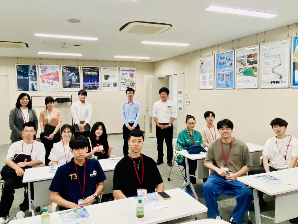 國貿系師生參訪名古屋市的「ダイド(Daido)機器人公司」圖片