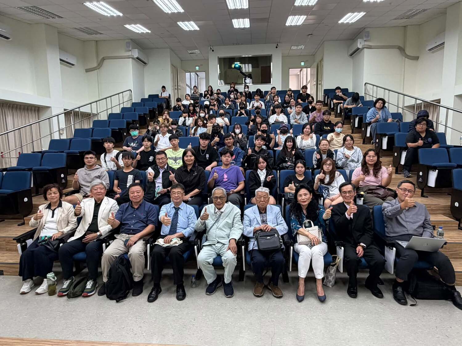 2026經貿與人文講座1151015圖片
